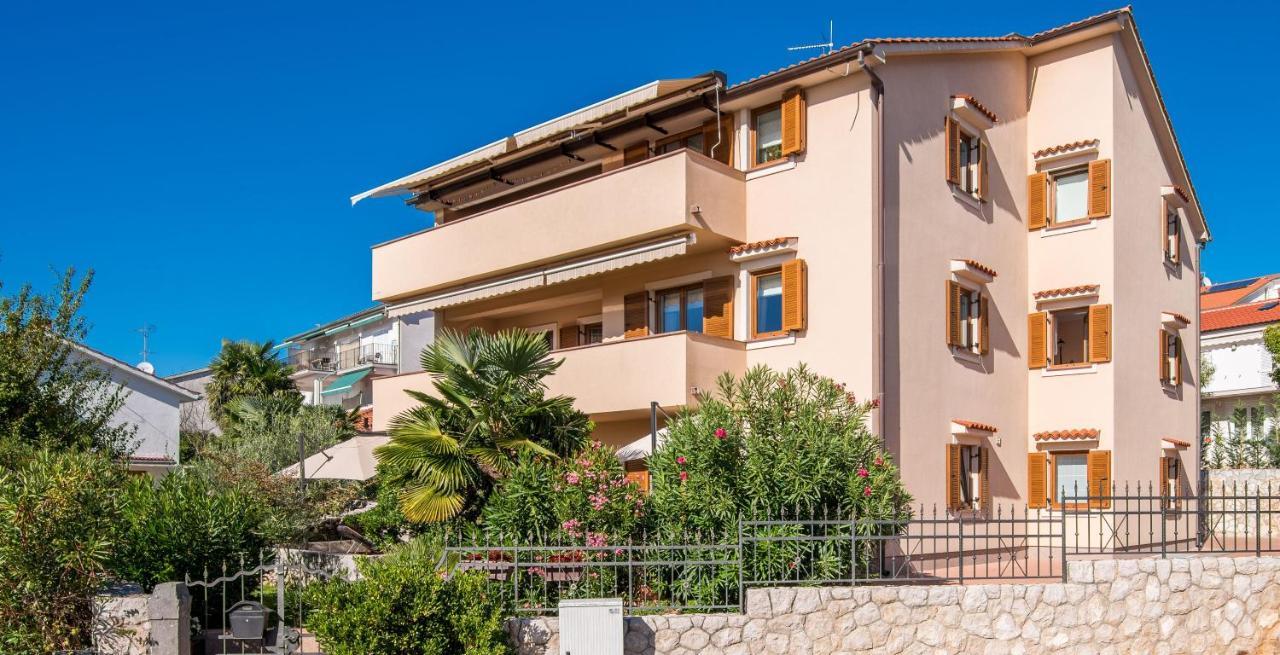 Villa Ada Malinska Bagian luar foto
